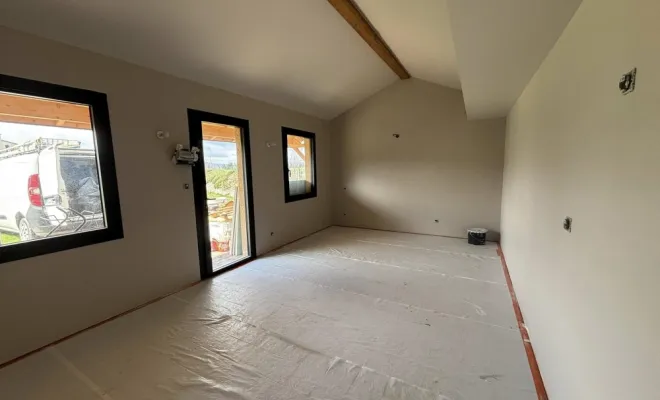 Rénovation plâtrerie et peinture d'une maisonnette à Monistrol, Monistrol-sur-Loire, Clémenson Plâtrerie Peinture